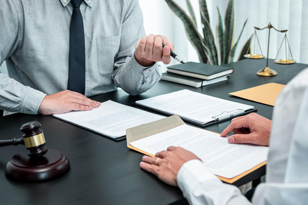 وظایف وکیل امور ثبتی در تهران