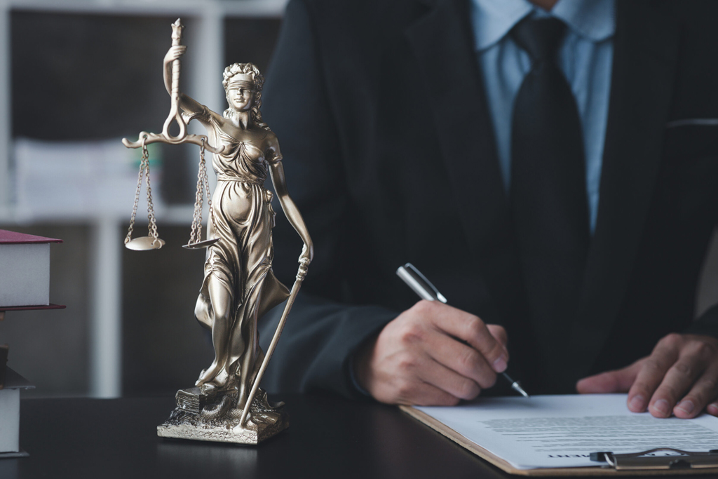 سوالات کلیدی از وکیل در تهران