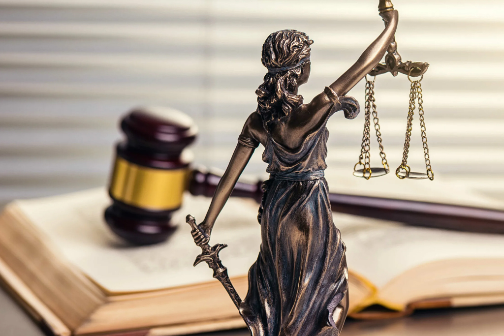 تفاوت های کلیدی دعاوی حقوقی و کیفری