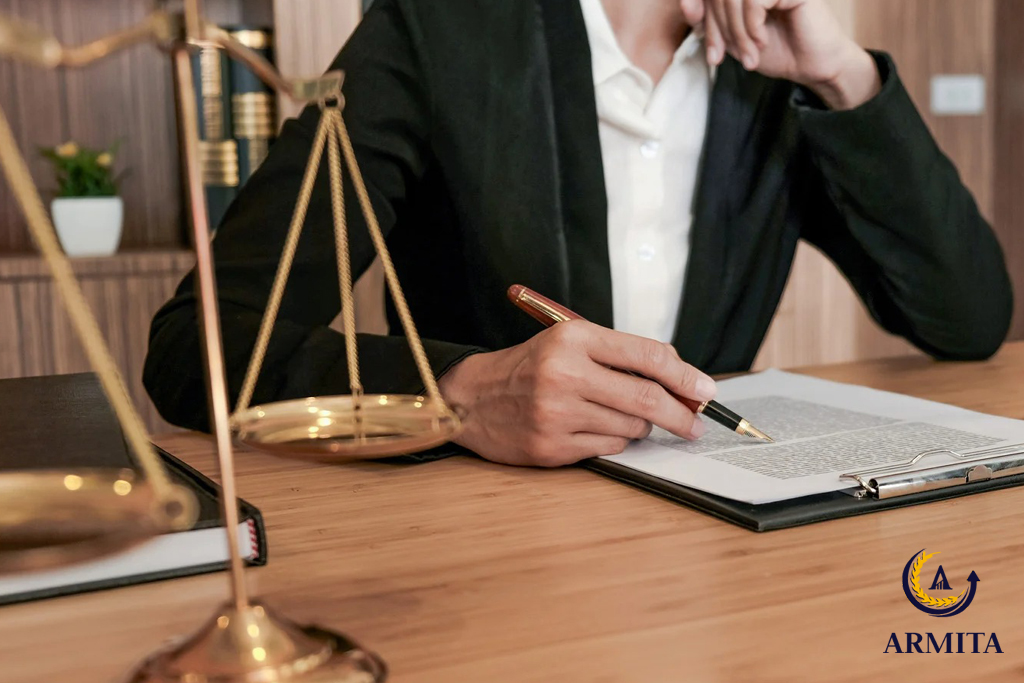 نکاتی درباره تفاوت مشاور حقوقی با وکیل